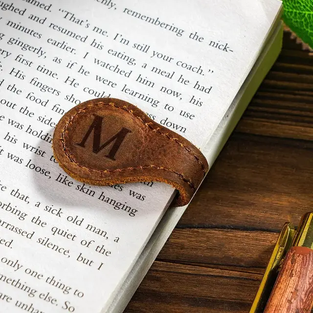 Magnetic Genuine Leather Bookmark