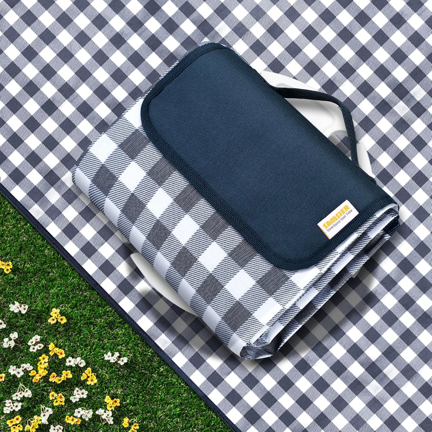 SAMSIER Large Picnic Blanket 200x200cm Waterproof Sandproof Foldable Outdoor Beach Blanket Gingham Washable Portable Picnic Mat for Camping Park, Travel & Garden Navy Blue